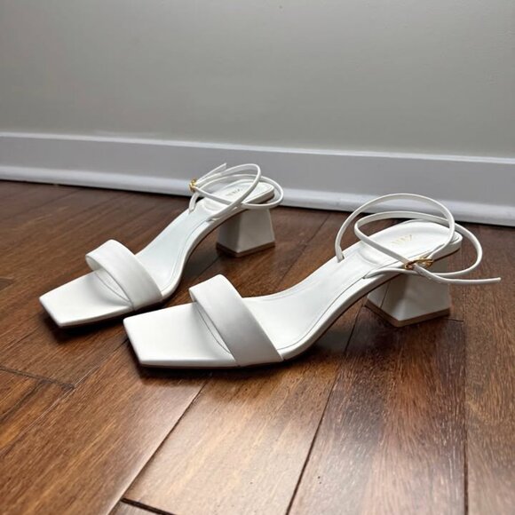 White Zara block sandals with Straps - Size 7.5 - Picture 1 of 5